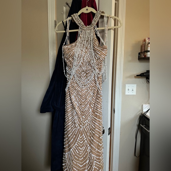 Alamour the Label - Paris Beaded Gown - Picture 6 of 8